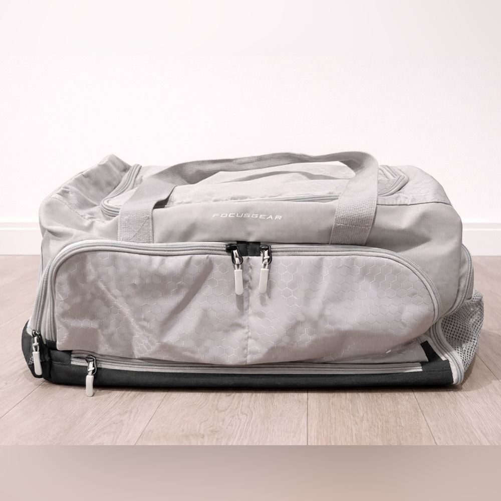Light Gray Men's Travel Duffel Bag